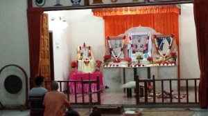 Rishi was asked to paly tabla