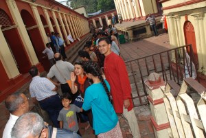 Line to go to Gharbha Griha - 1