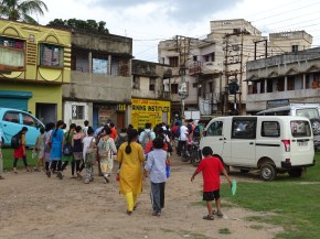 Walking from Bhuti Khal to Math -1